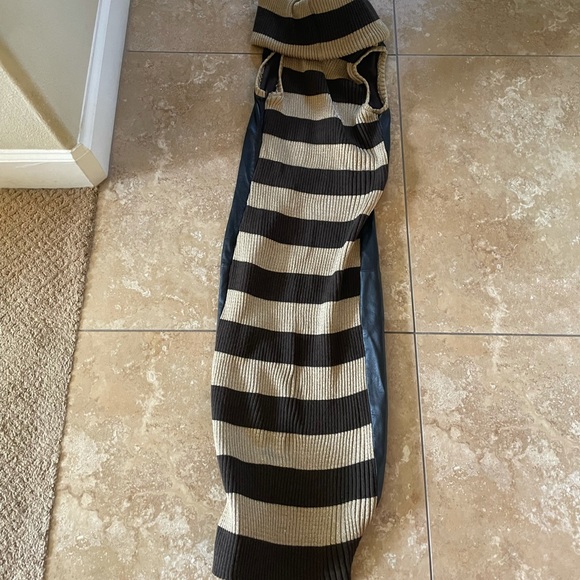 Dolce and Gabbana Dress - Picture 2 of 4